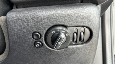 MINI Hatchback 1.5 Cooper Classic 3dr Auto Petrol Hatchback